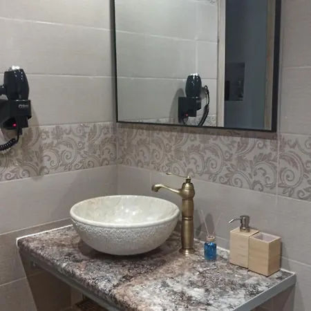 Nyaraló ξενοιασιά